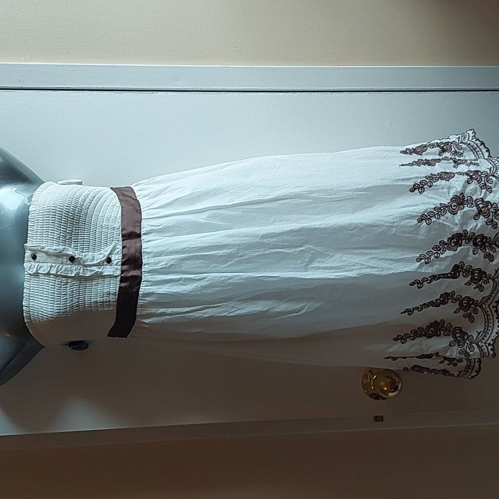 Embroidered Dress with Lining